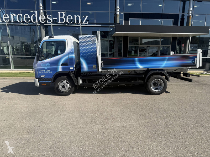 عربة نفعية Fuso 4C15NT1E34T1F 4x2 2023