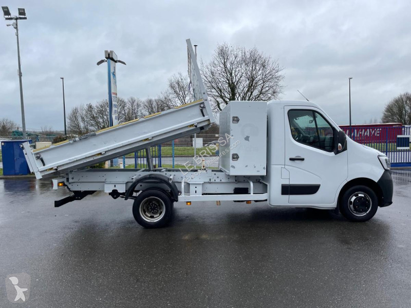 عربة نفعية Renault MASTER 130