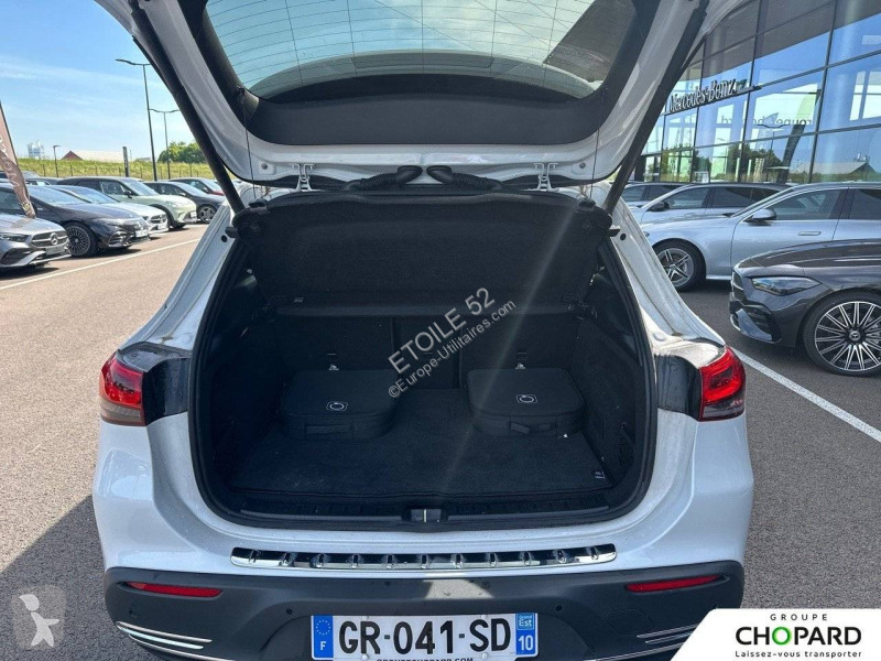 Samochód dostawczy Mercedes EQA 250+
