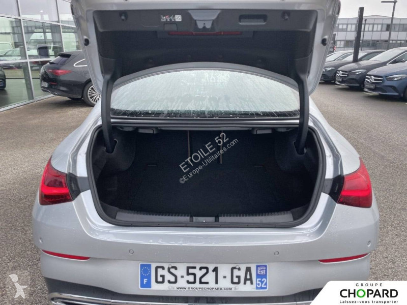 Samochód dostawczy Mercedes CLA Coupé 180 d 8G-DCT