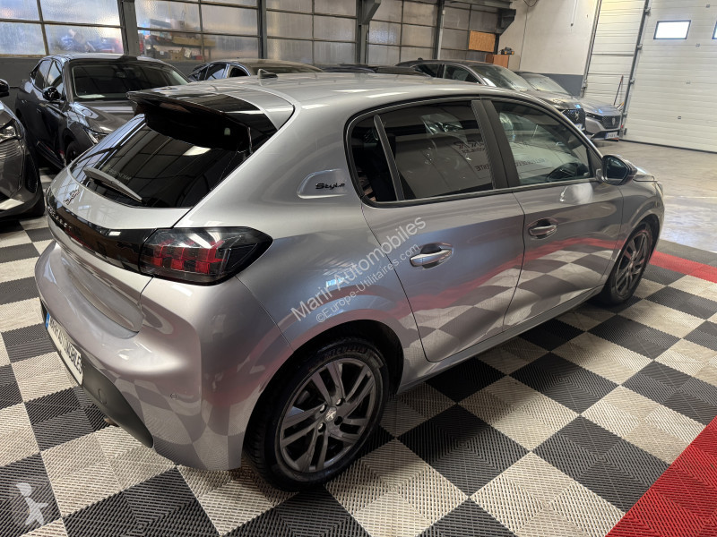 Užitkové vozidlo Peugeot 208
