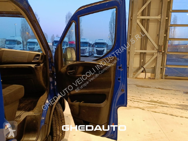 Bedrijfswagen Iveco Daily 35S14N - FURGONE