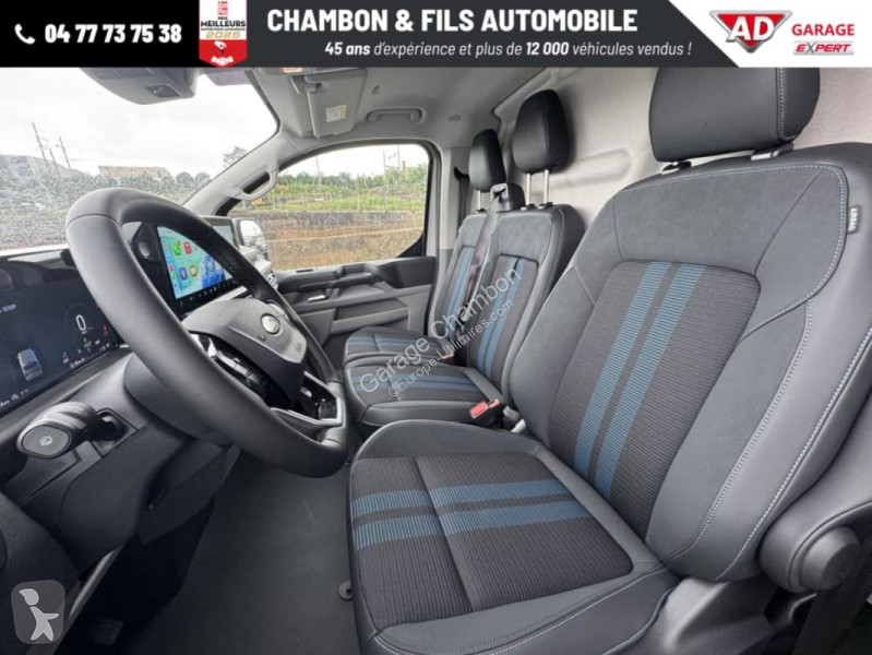 Samochód dostawczy Ford FOURGON 320 L1H1 2.0...