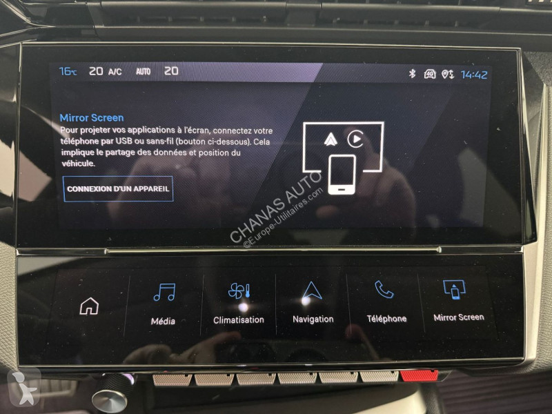عربة نفعية Peugeot 1.5 BlueHDi 130 Allure EAT8