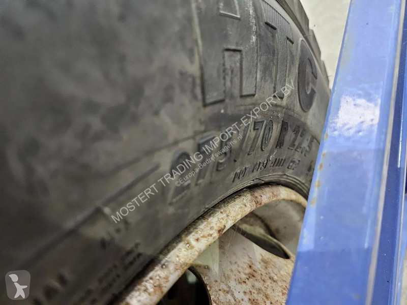 Repuestos para camiones Continental 275/70R...