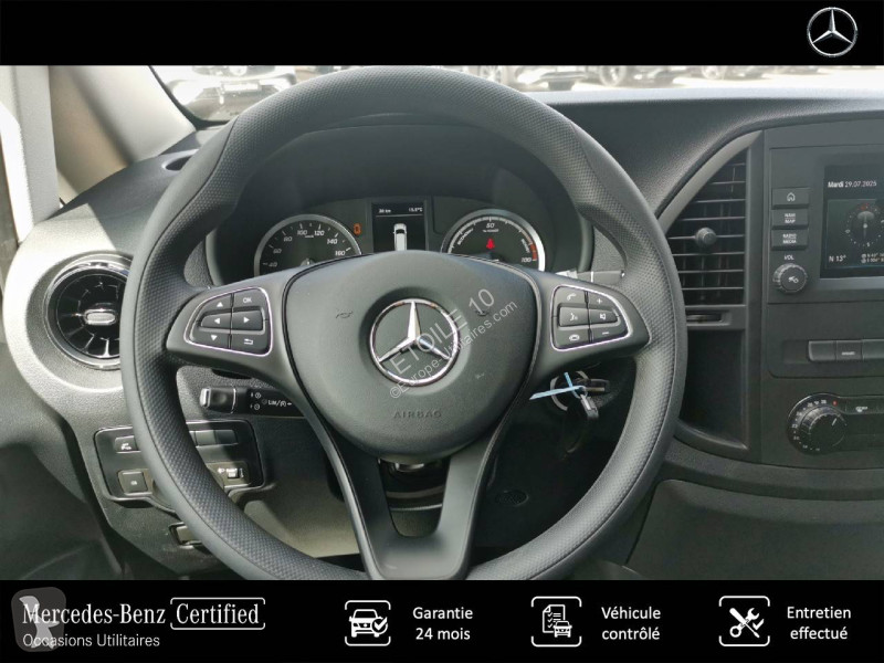 Samochód dostawczy Mercedes EVITO FOURGON 60...