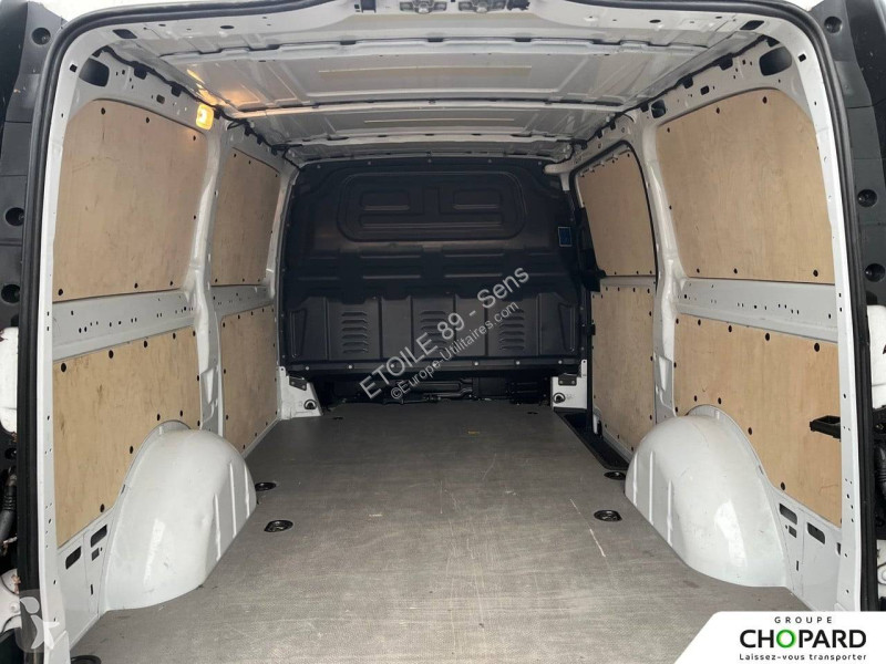 Véhicule utilitaire Mercedes VITO FOURGON 114...