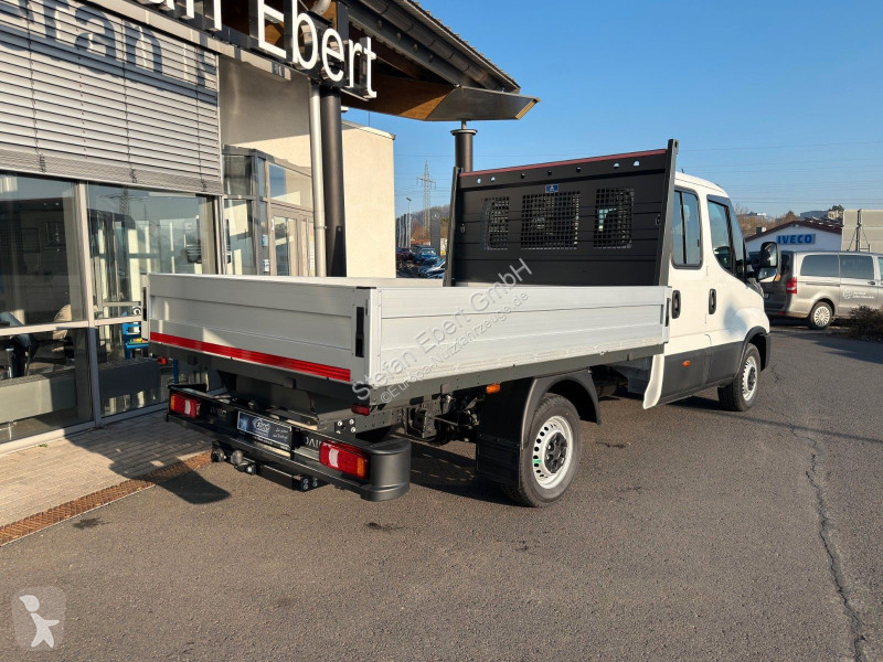 عربة نفعية Iveco 35S16 A8...