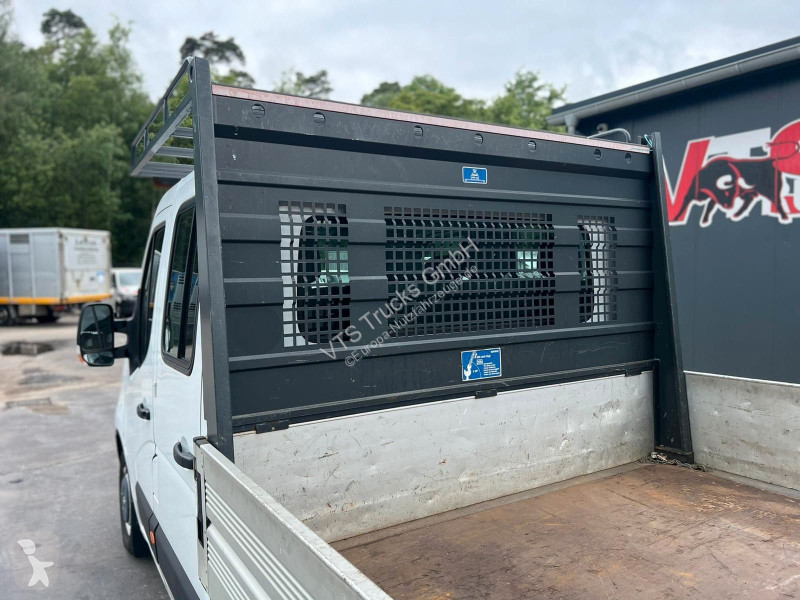 Furgoneta Renault DoKa Pritsche