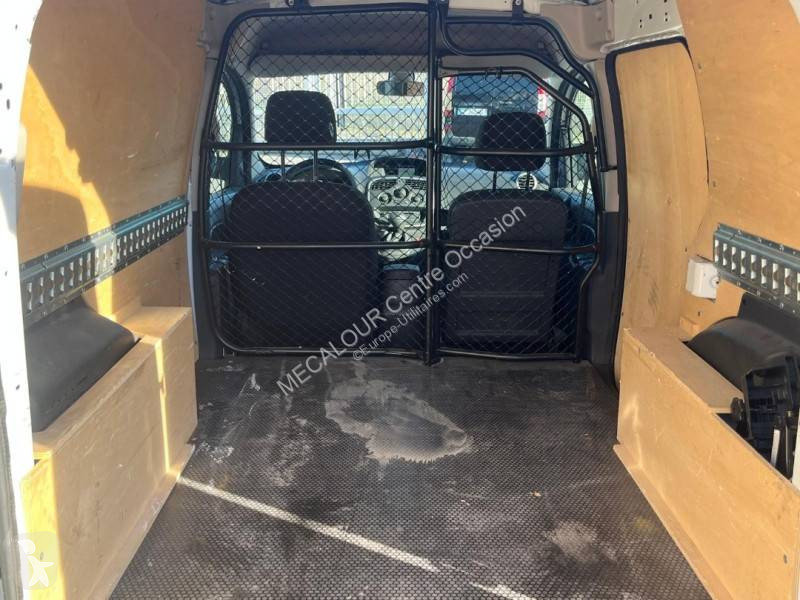 Samochód dostawczy Renault