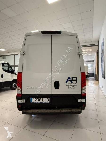 عربة نفعية Iveco