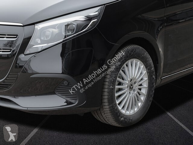 Mercedes EQV 300...