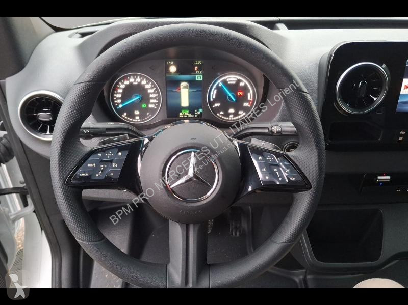Véhicule utilitaire Mercedes Sprinter Fg 320 43...