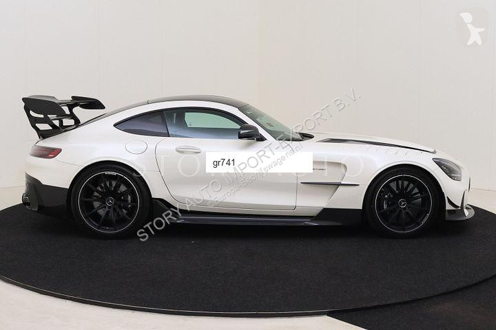 عربة نفعية Mercedes AMG GT