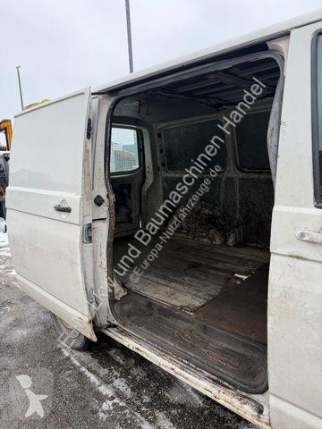 عربة نفعية Volkswagen T5