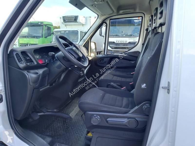 عربة نفعية Iveco
