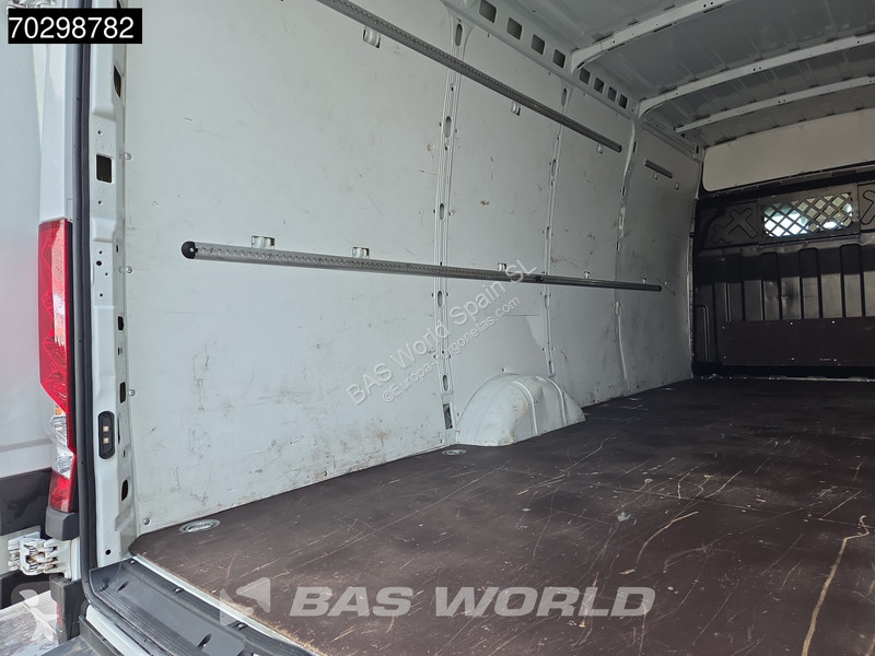 Furgoneta Iveco 35S16 L3H2 - 160CV - Capacidad...