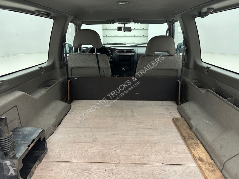 Samochód dostawczy Nissan 3.0D Turbo