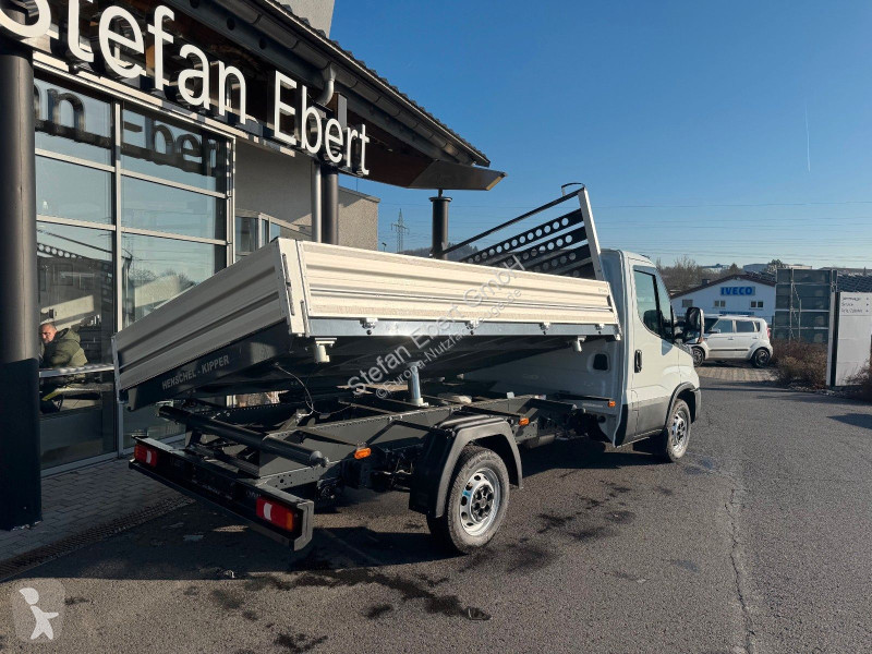 Iveco 35S14...