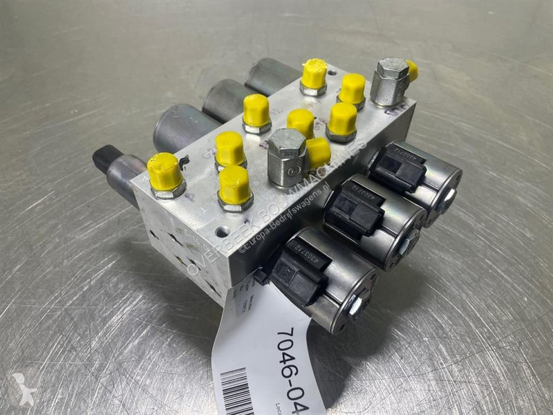 Veicolo commerciale  12MTX-6090401-Servo...