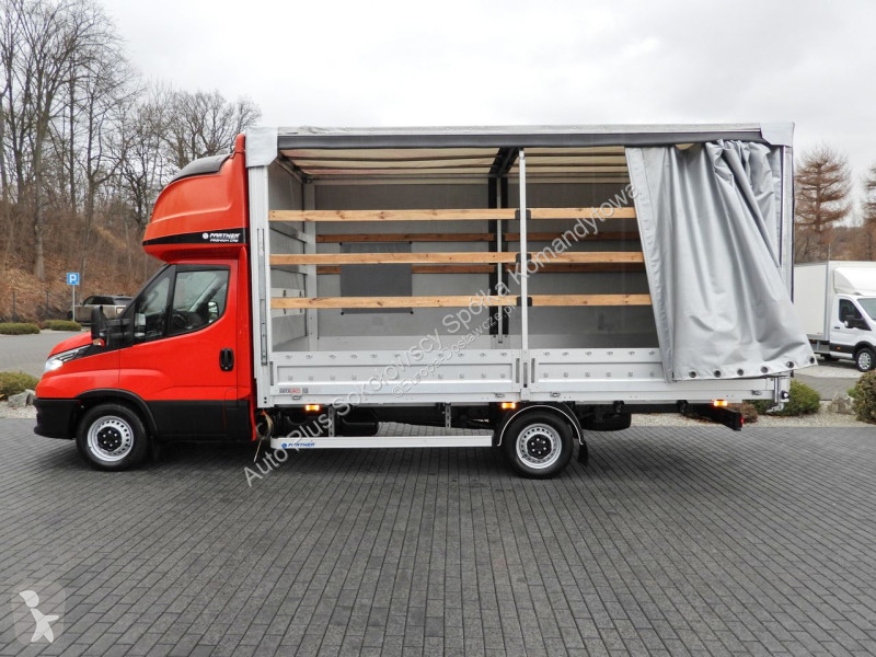 Furgoneta Iveco 35S18 DAILY