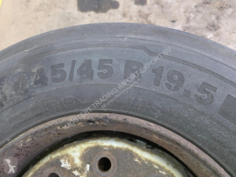 Furgoneta Continental 445/45 R19.5 Continental...