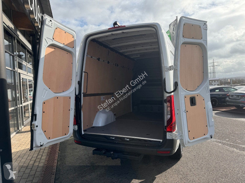 Mercedes 317 CDI 3665 9G DISTRONIC AHK Transporter