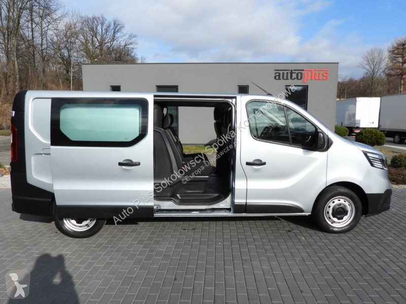 Лекотоварен автомобил Renault  TRAFIC