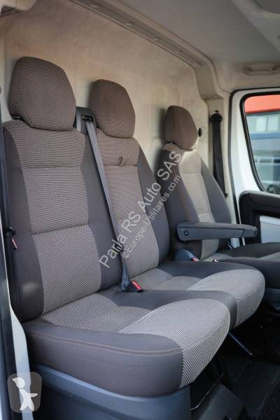 Furgoneta Peugeot