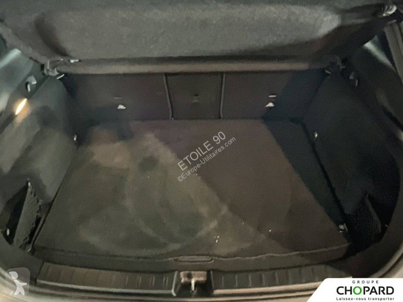 عربة نفعية Mercedes GLA 250 8G-DCT 4Matic
