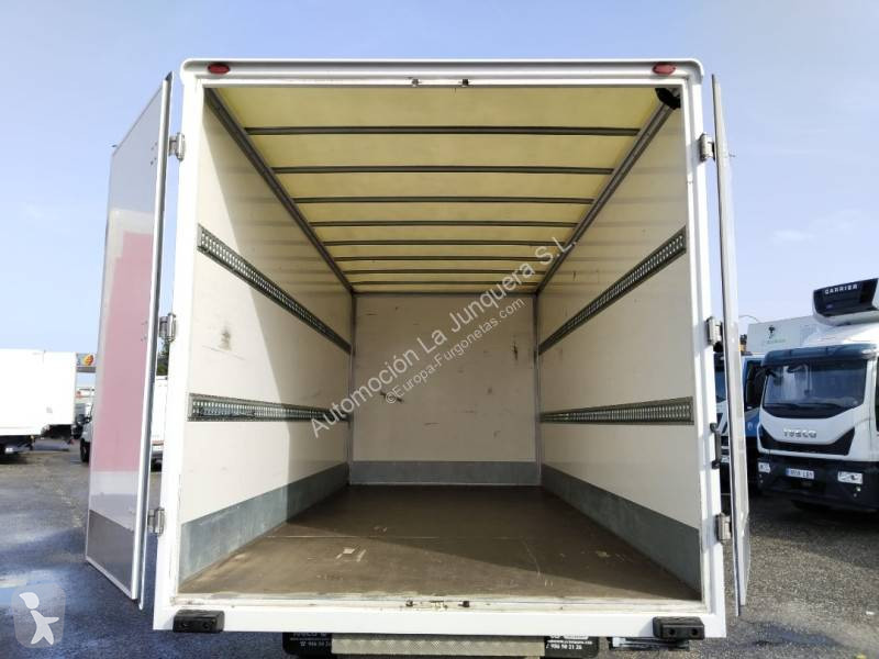 عربة نفعية Iveco