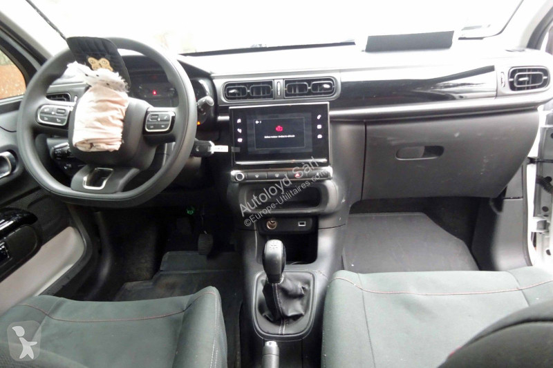 عربة نفعية Citroën C3 STE 1,2 VTI 83