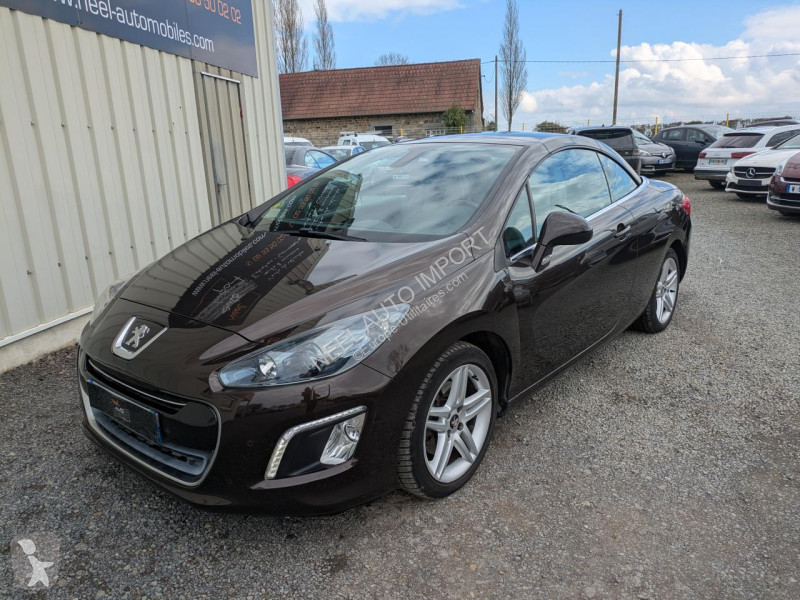 Véhicule utilitaire Peugeot 308 CC 2.0 HDI...