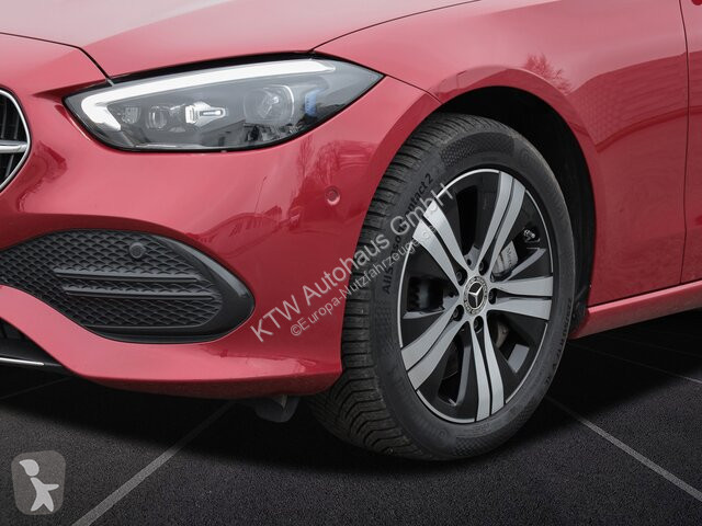 Véhicule utilitaire Mercedes C 300 T...