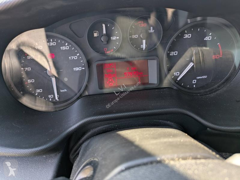 Véhicule utilitaire Iveco CCb 35C16H3.0...
