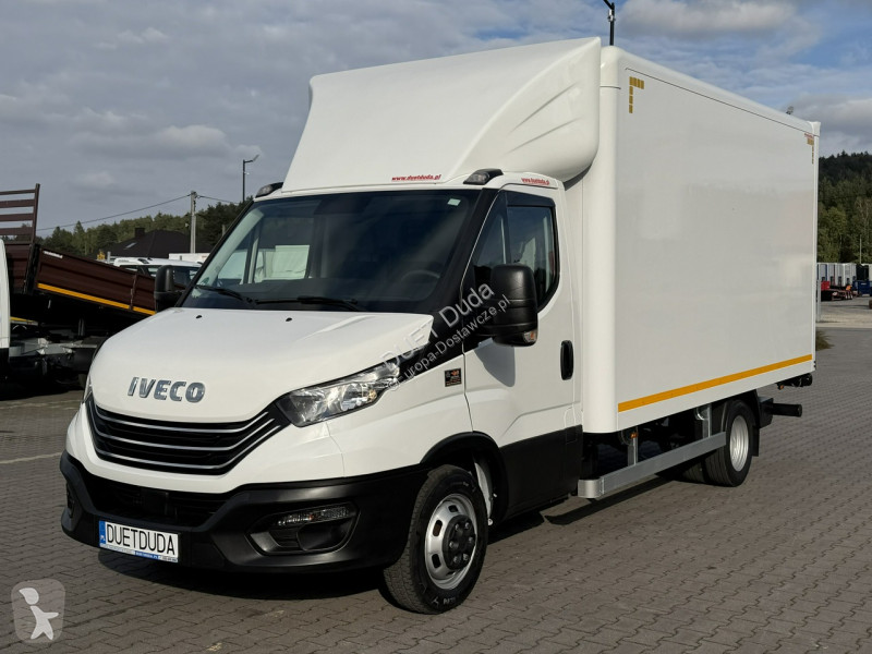 Furgoneta Iveco 35C16 V