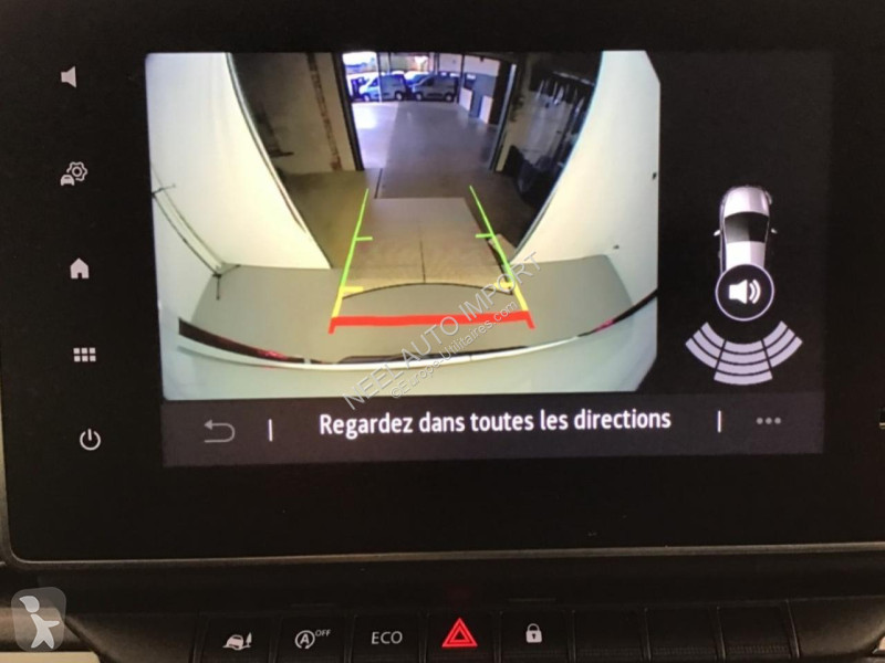 Véhicule utilitaire Renault TRAFIC III  L2 H1...