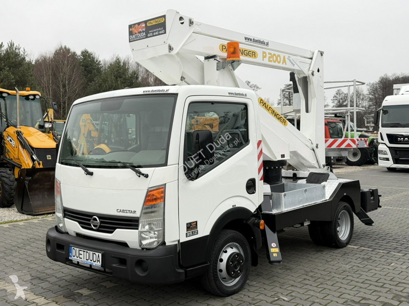 Nissan  Transporter