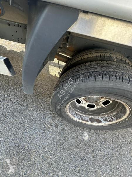 Véhicule utilitaire Iveco 35C18 HiMatic