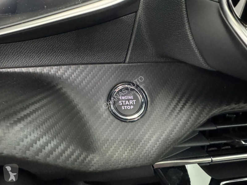 Véhicule utilitaire Peugeot 1.2 Hybrid 145 GT...