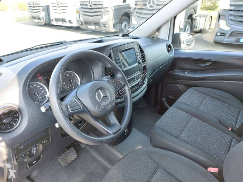 عربة نفعية Mercedes