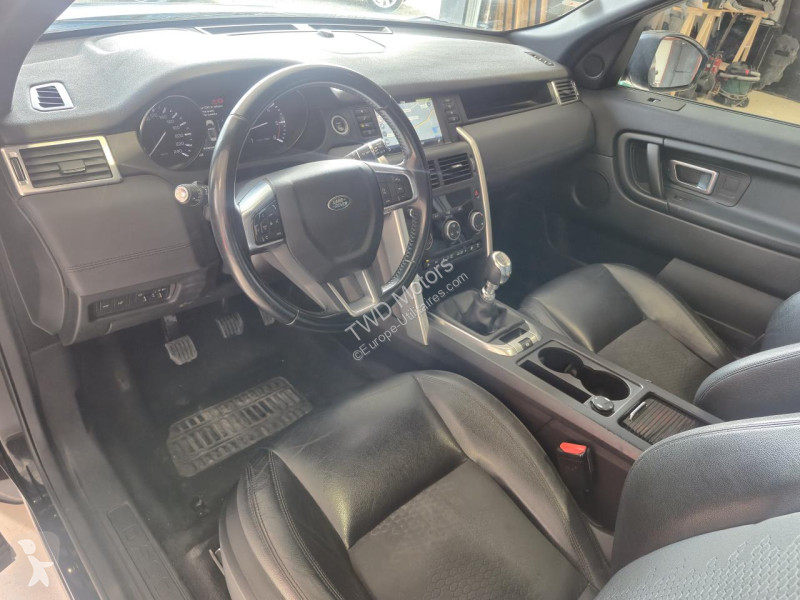 Véhicule utilitaire Land Rover DISCOVERY SPORT...