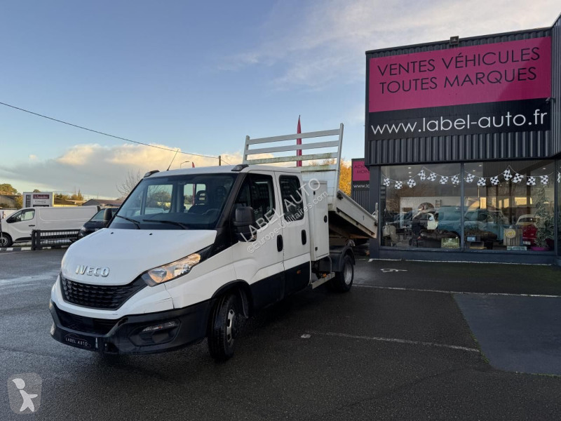 Véhicule utilitaire Iveco 35c14