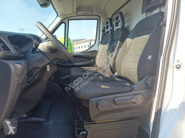 عربة نفعية Iveco DAILY 35C16 - 4100
