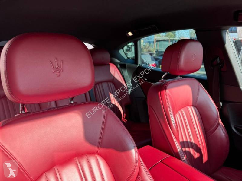 عربة نفعية Maserati