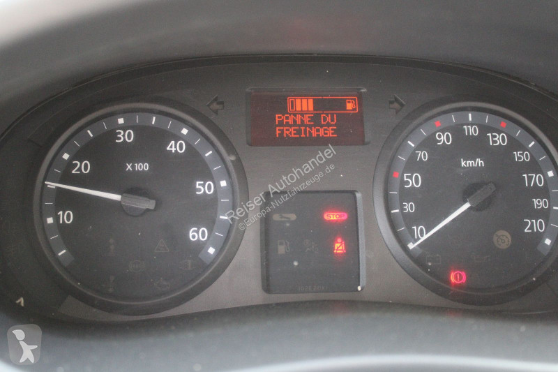 عربة نفعية Renault TRAFIC 2.0 DCI 115 Fahrgestell