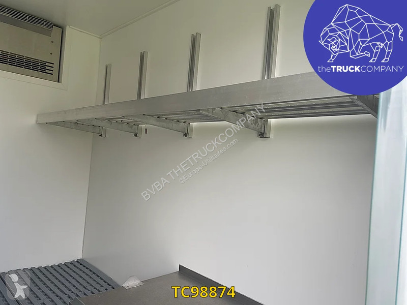 Furgoneta Renault 145.32 frigo