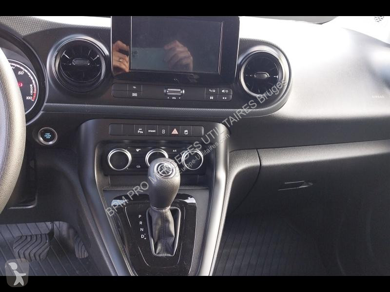 عربة نفعية Mercedes e Long Pro