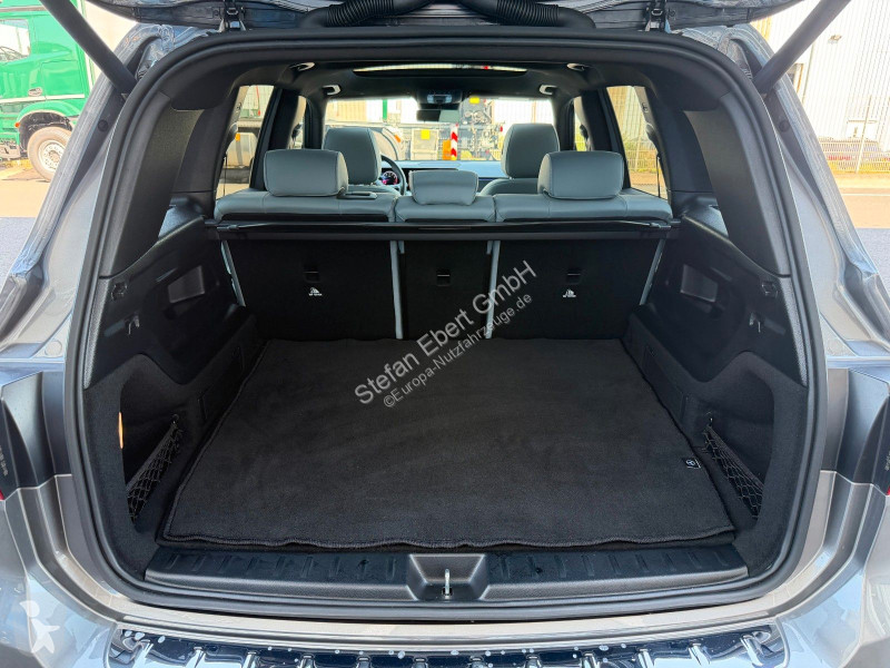 عربة نفعية Mercedes GLB  4M AMG...