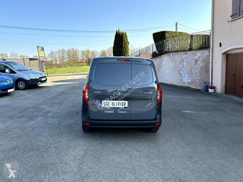 Véhicule utilitaire Mercedes Long 110 1.5 CDI...